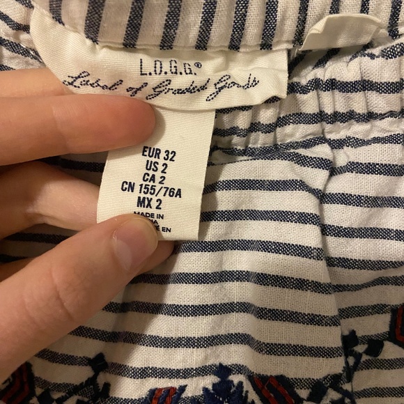 H&M LOGG Brand | One shoulder striped peasant top w/ embroidery - Picture 3 of 6